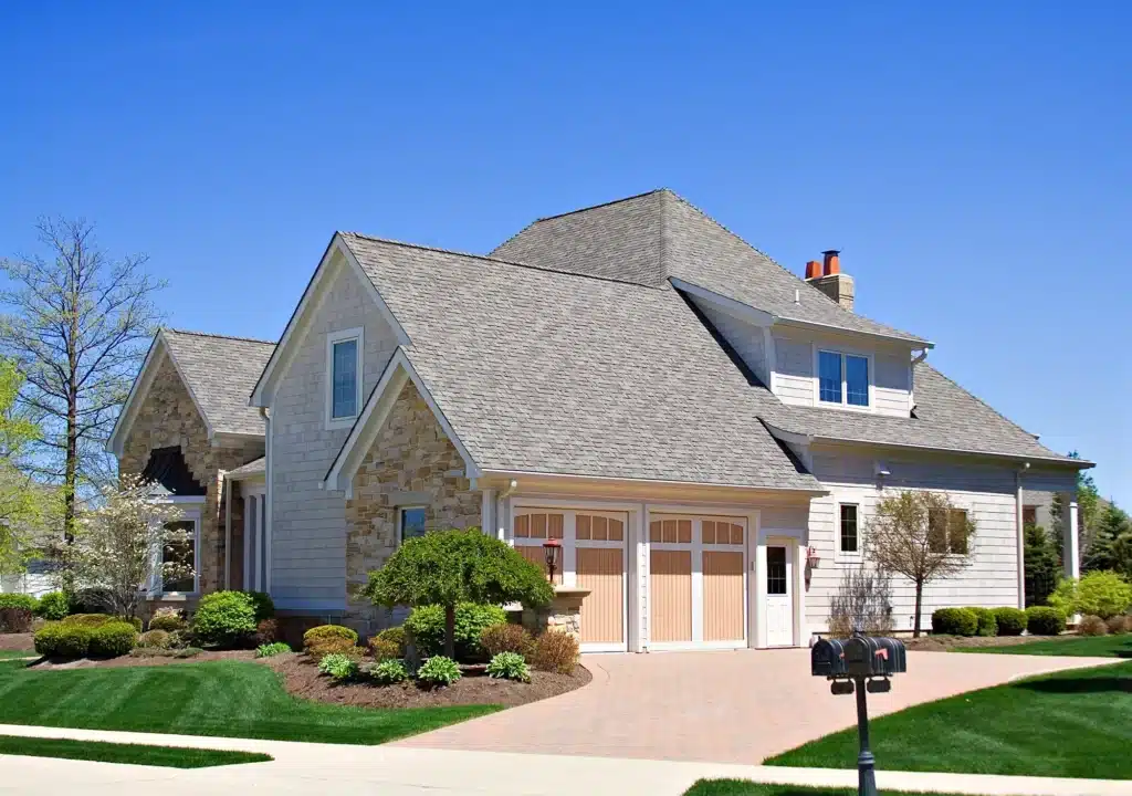 shingle roof big residential house 012 tennessee roofing company